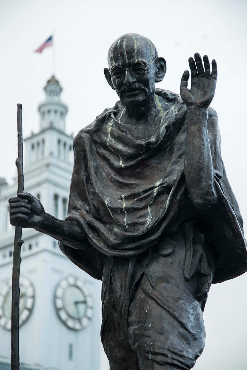 mahatma gandhi statue in san francisco
